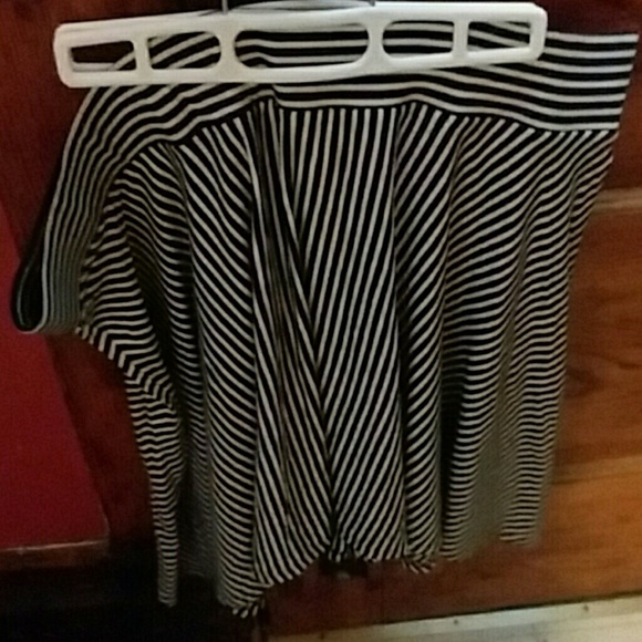 Decree Dresses & Skirts - Black and white skirt! NWOT!!